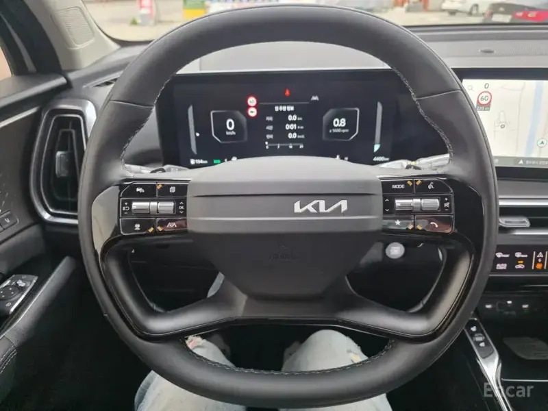 2026 Kia Sorento с пробегом 4 400 км