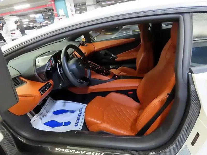 2018 Lamborghini Aventador с пробегом 10 052 км