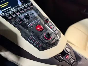 2019 Lamborghini Aventador с пробегом 11 300 км