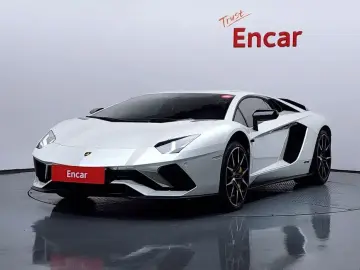 Lamborghini Aventador