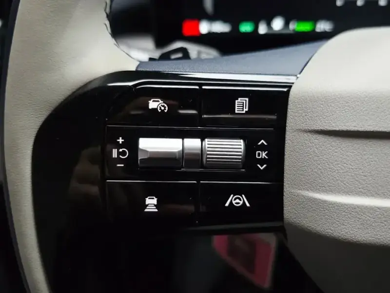 2026 Kia Sorento с пробегом 3 432 км