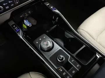 2023 Kia Sorento с пробегом 88 228 км