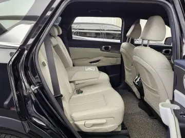 2023 Kia Sorento с пробегом 88 228 км