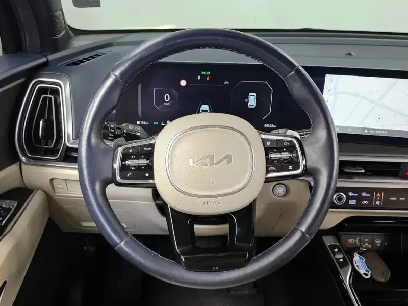 2023 Kia Sorento с пробегом 88 228 км