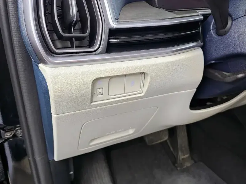 2023 Kia Sorento с пробегом 88 228 км