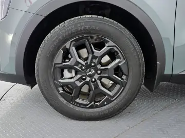2023 Kia Sorento с пробегом 42 163 км