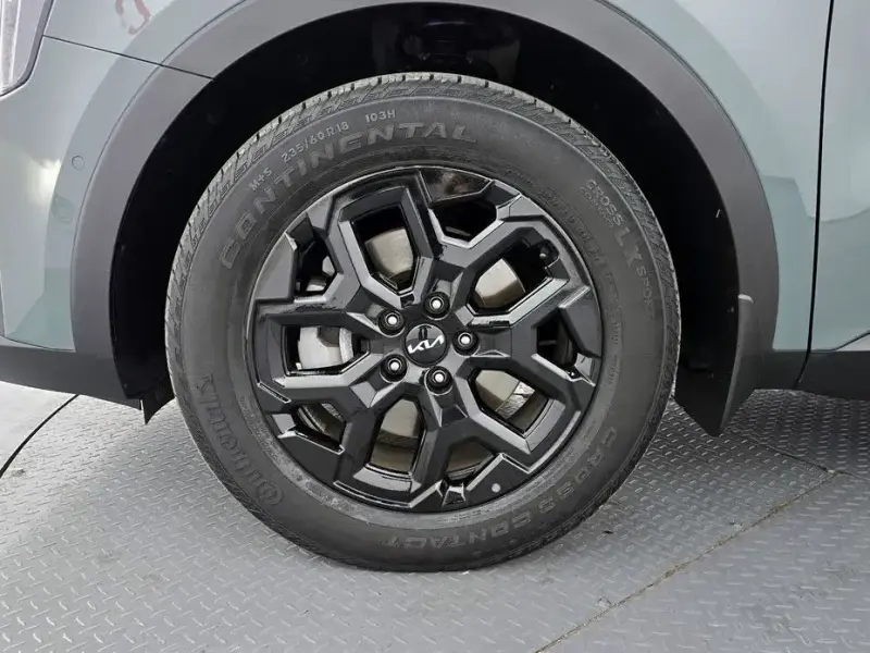 2023 Kia Sorento с пробегом 42 163 км