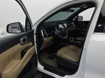 2024 Kia Sorento с пробегом 40 557 км
