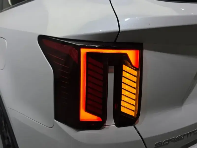 2024 Kia Sorento с пробегом 40 557 км
