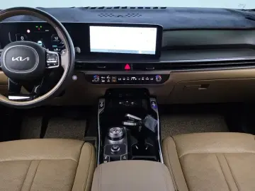 2024 Kia Sorento с пробегом 40 557 км