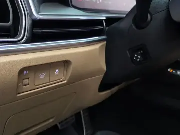 2024 Kia Sorento с пробегом 13 278 км