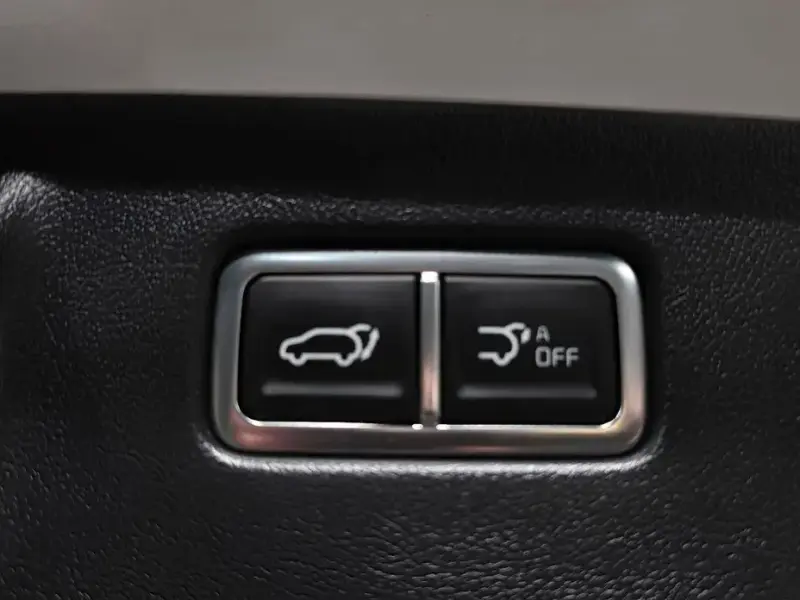 2024 Kia Sorento с пробегом 13 278 км
