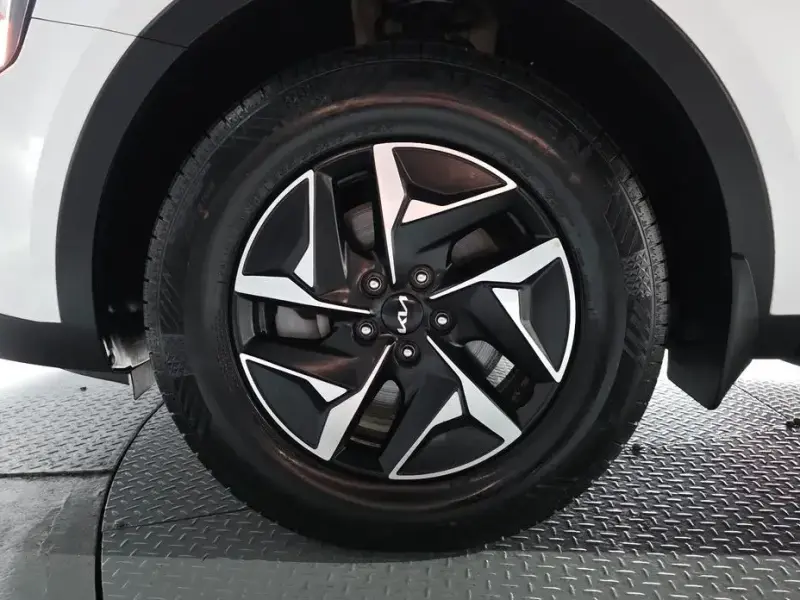 2023 Kia Sorento с пробегом 55 519 км