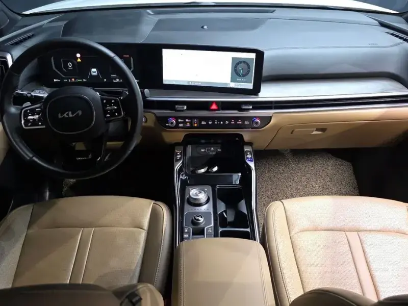 2023 Kia Sorento с пробегом 55 519 км