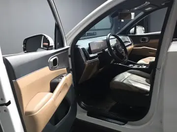 2023 Kia Sorento с пробегом 55 519 км