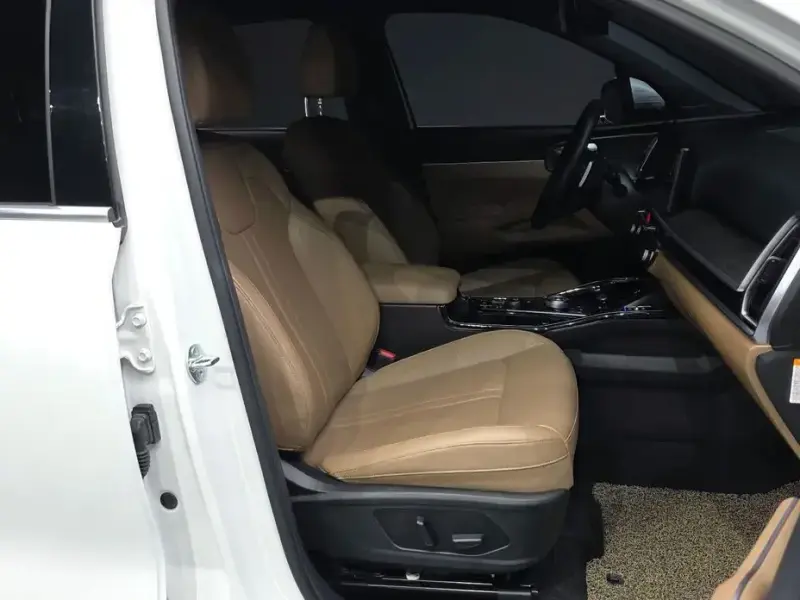 2023 Kia Sorento с пробегом 55 519 км