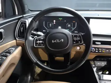 2023 Kia Sorento с пробегом 55 519 км