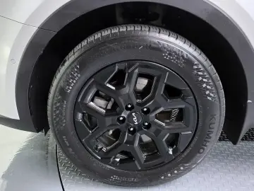 2023 Kia Sorento с пробегом 65 727 км