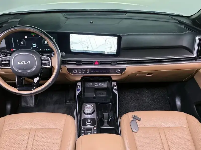 2023 Kia Sorento с пробегом 65 727 км