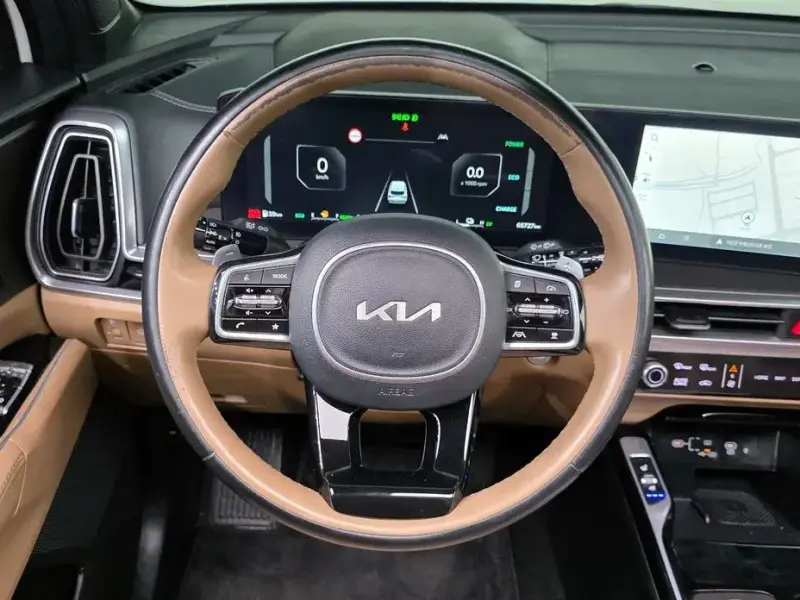 2023 Kia Sorento с пробегом 65 727 км