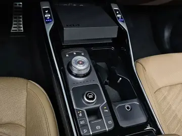2023 Kia Sorento с пробегом 30 919 км