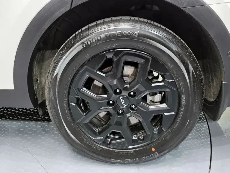 2023 Kia Sorento с пробегом 65 727 км