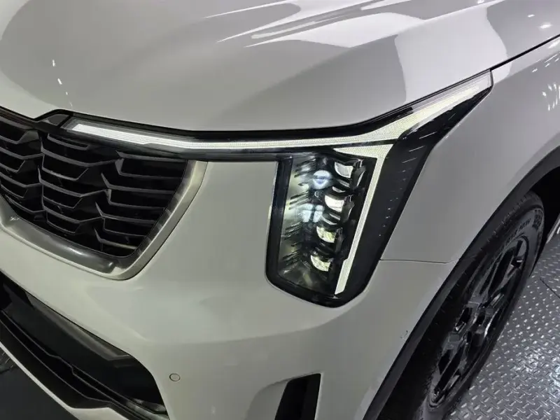 2023 Kia Sorento с пробегом 65 727 км