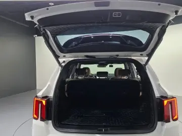 2023 Kia Sorento с пробегом 65 727 км