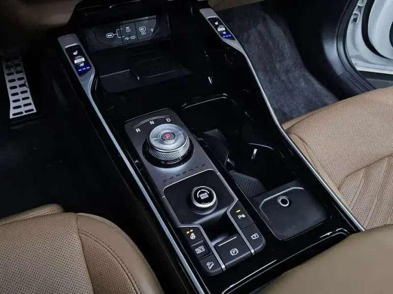 2023 Kia Sorento с пробегом 18 676 км