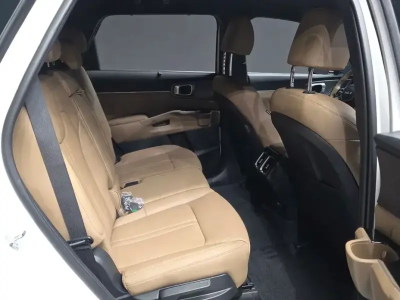 2024 Kia Sorento с пробегом 32 174 км