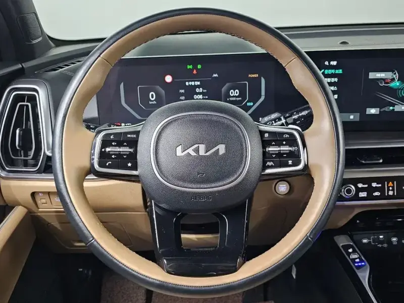 2024 Kia Sorento с пробегом 24 635 км