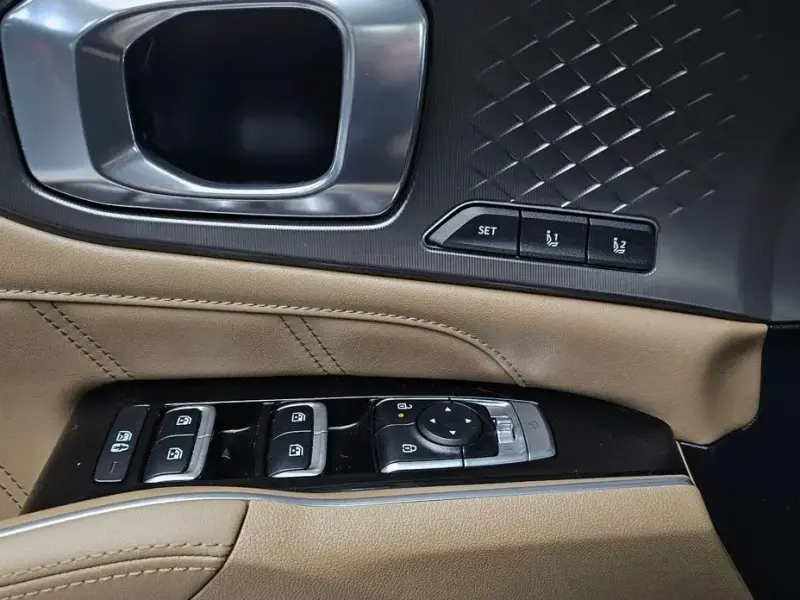 2024 Kia Sorento с пробегом 24 635 км