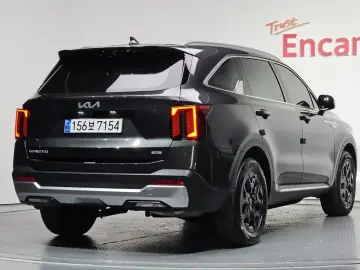 2024 Kia Sorento с пробегом 65 424 км
