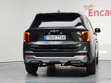 2024 Kia Sorento с пробегом 65 424 км