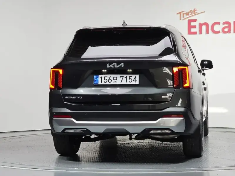 2024 Kia Sorento с пробегом 65 424 км