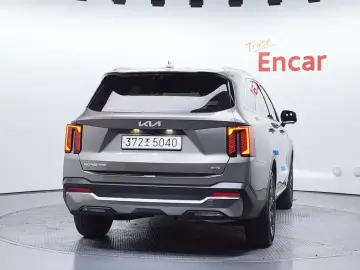 2023 Kia Sorento с пробегом 53 104 км