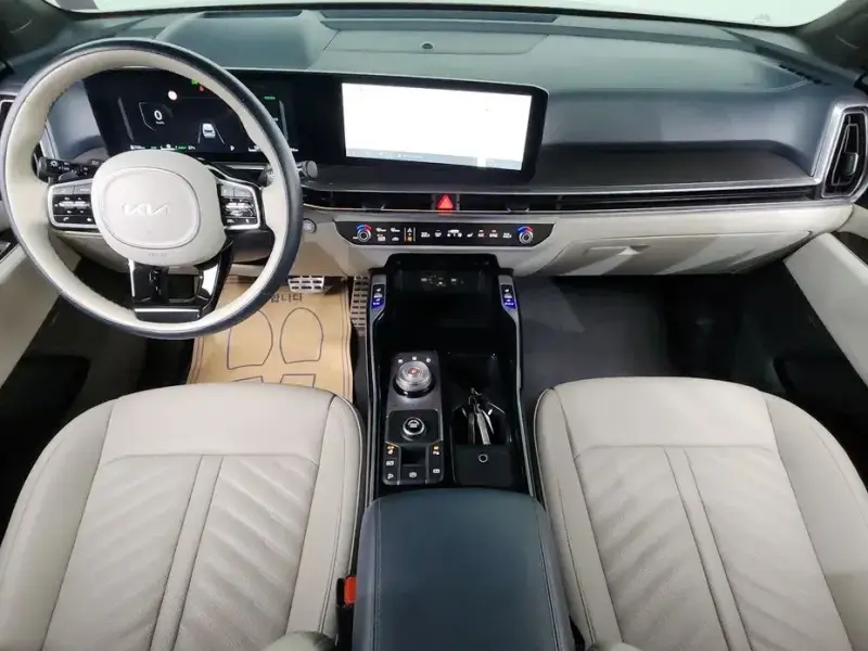 2023 Kia Sorento с пробегом 53 104 км