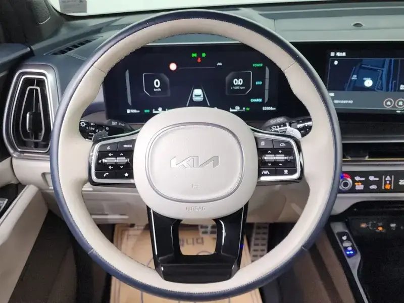 2023 Kia Sorento с пробегом 53 104 км