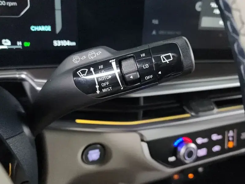 2023 Kia Sorento с пробегом 53 104 км