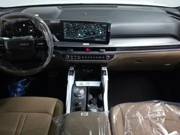 2026 Kia Sorento с пробегом 18 км