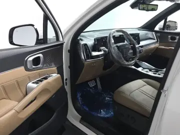 2026 Kia Sorento с пробегом 18 км