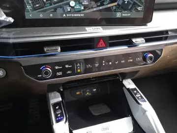 2026 Kia Sorento с пробегом 18 км