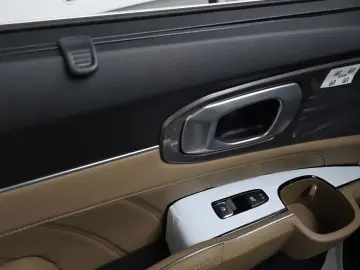 2026 Kia Sorento с пробегом 18 км