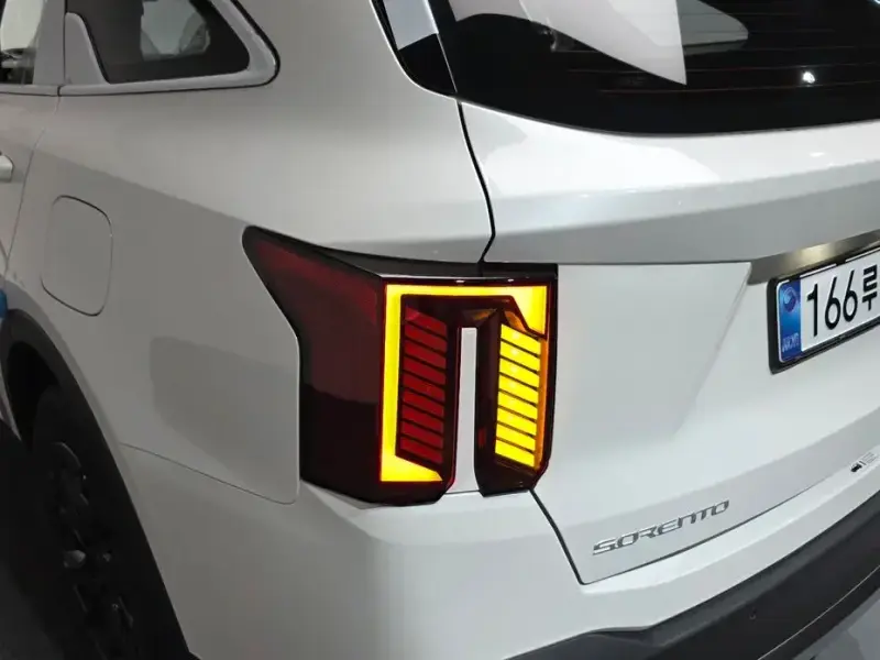 2026 Kia Sorento с пробегом 18 км
