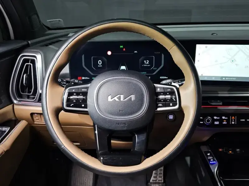 2023 Kia Sorento с пробегом 63 324 км