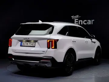 2023 Kia Sorento с пробегом 35 479 км