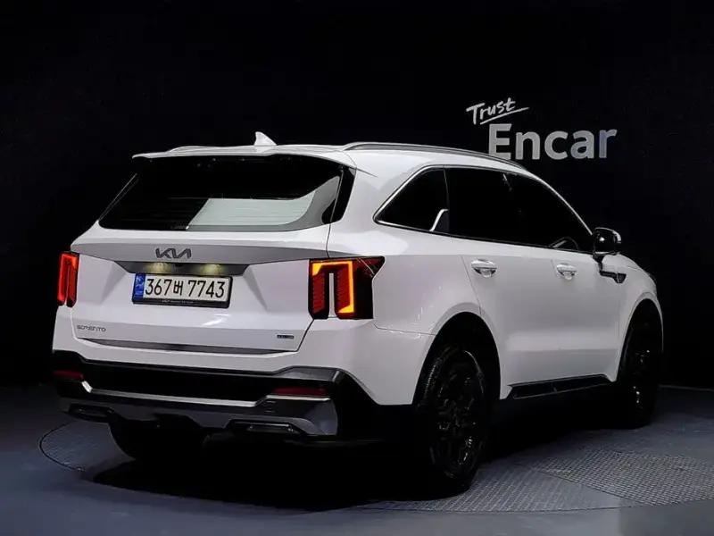 2023 Kia Sorento с пробегом 35 479 км