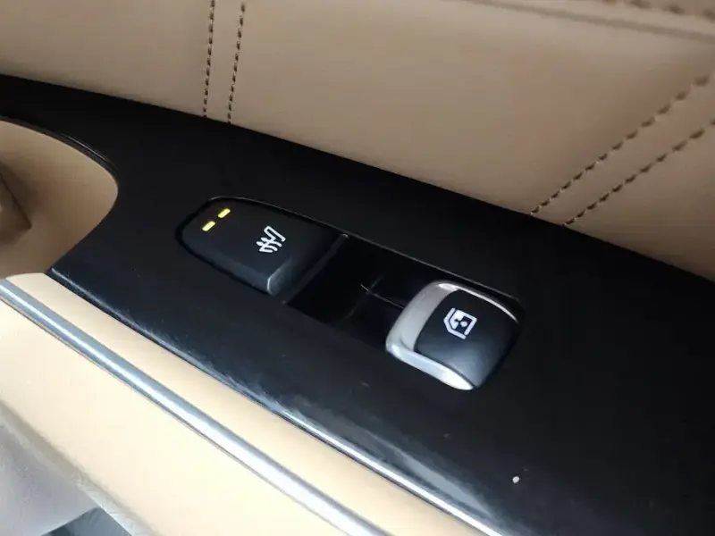 2023 Kia Sorento с пробегом 35 479 км