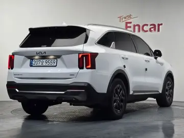 2024 Kia Sorento с пробегом 65 626 км