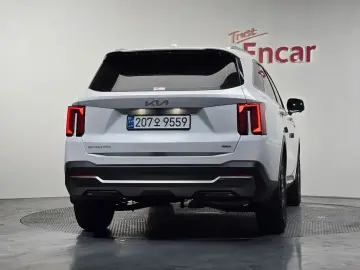 2024 Kia Sorento с пробегом 65 626 км